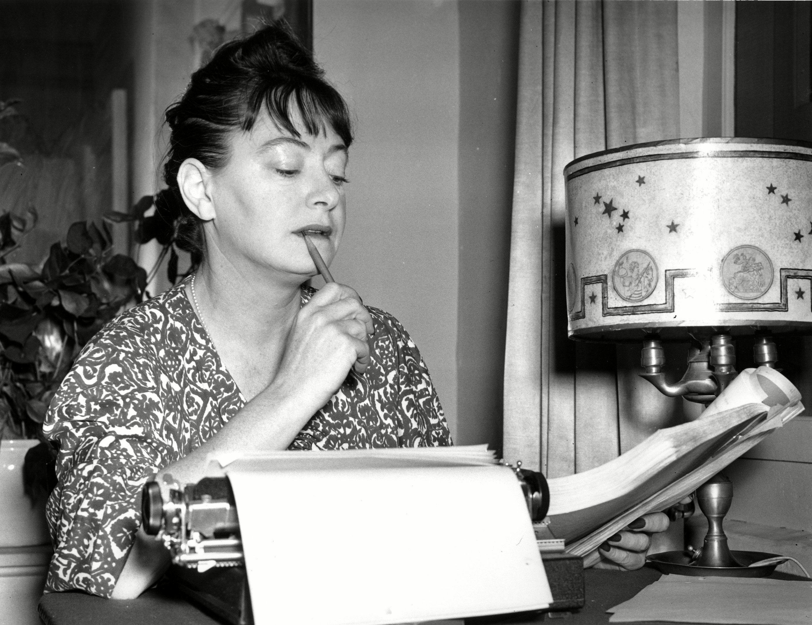 DOROTHY PARKER Dorothy Parker is shown at the typewriter on