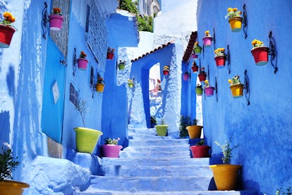 Détails architecturaux marocains traditionnels à Chefchaouen, Maroc