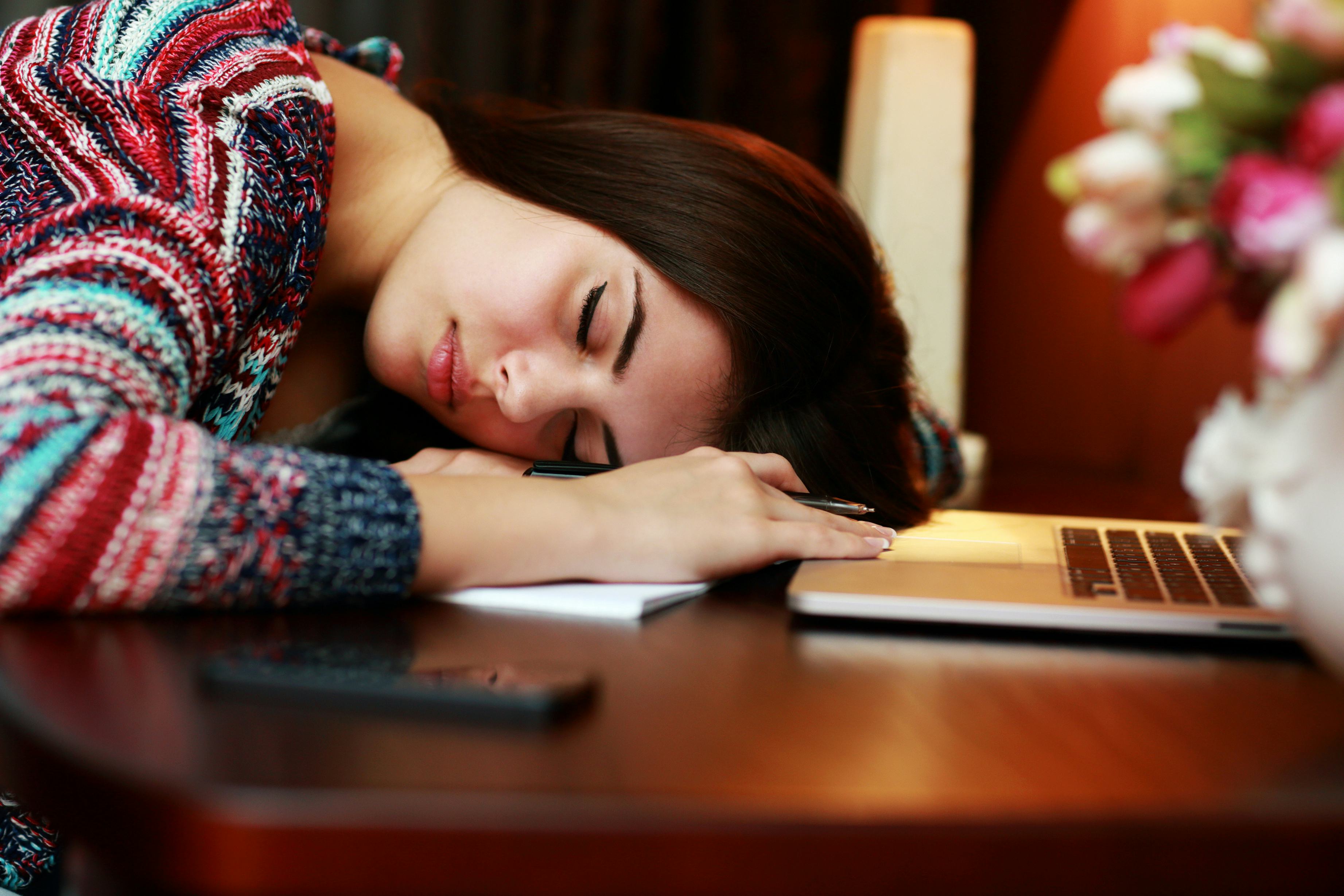 11 Reasons You Might Be Tired, Even After Sleeping Well