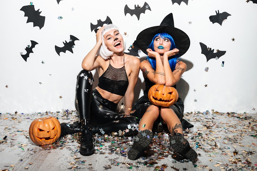 7 Sex Moves For Halloween 2019 That Feel Scarily Spooktacular