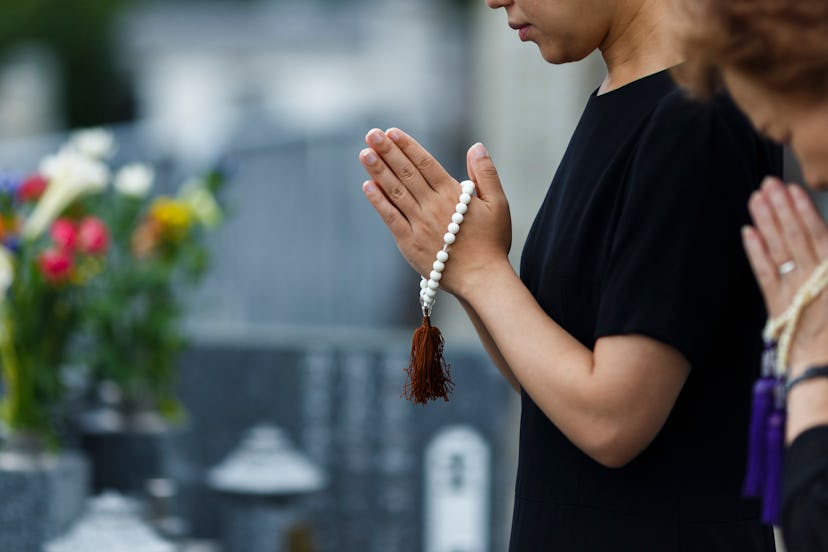 Japanese women wearing mourning clothes