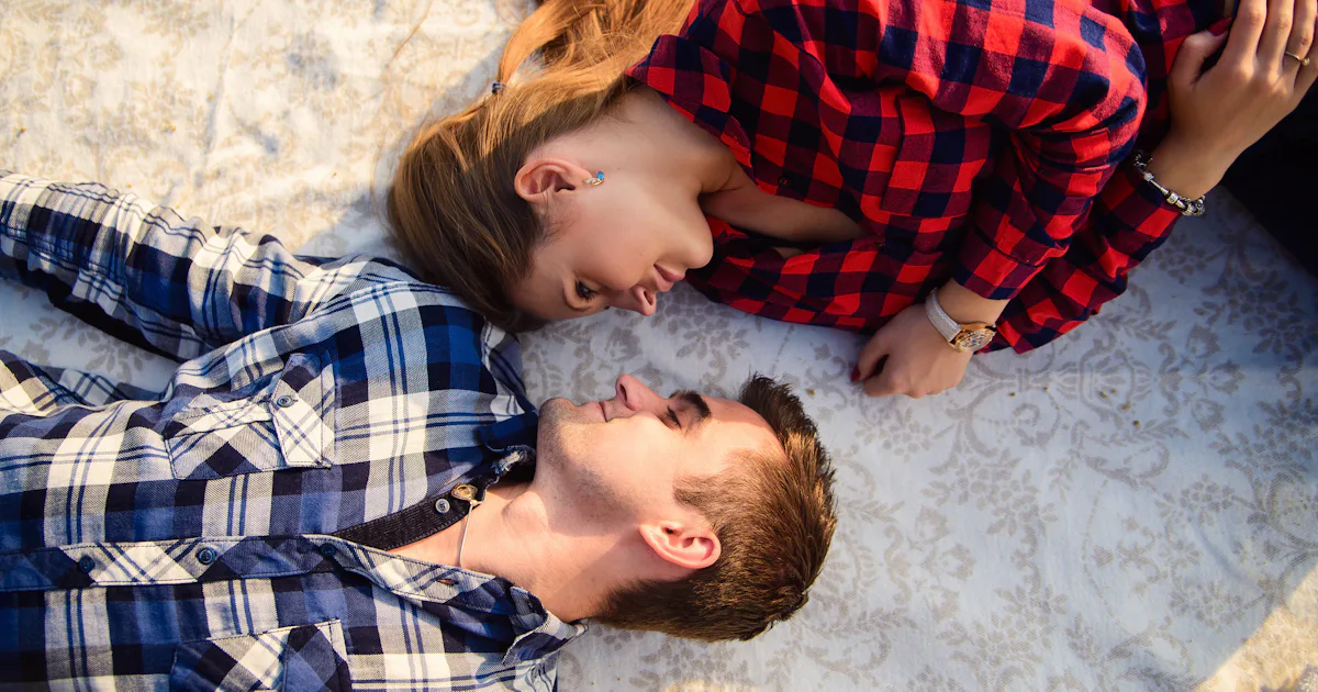 The Emotional Meaning Of The New Moon In Libra 2019 Is About Healing the-emotional-meaning-of-the-new-moon-in-libra-2019-is-about-healing