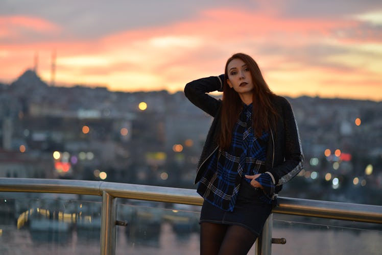portrait of girl at night in the city
