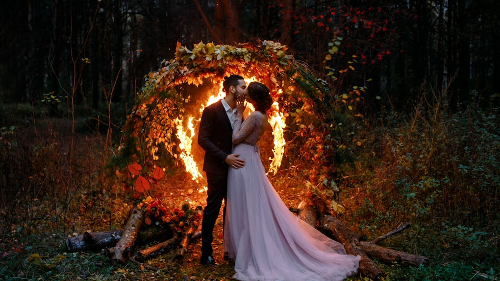 9 Fall Wedding Hashtags To Celebrate Your Apple-y Ever After 9 Fall Wedding Hashtags To Celebrate Your Apple-y Ever After