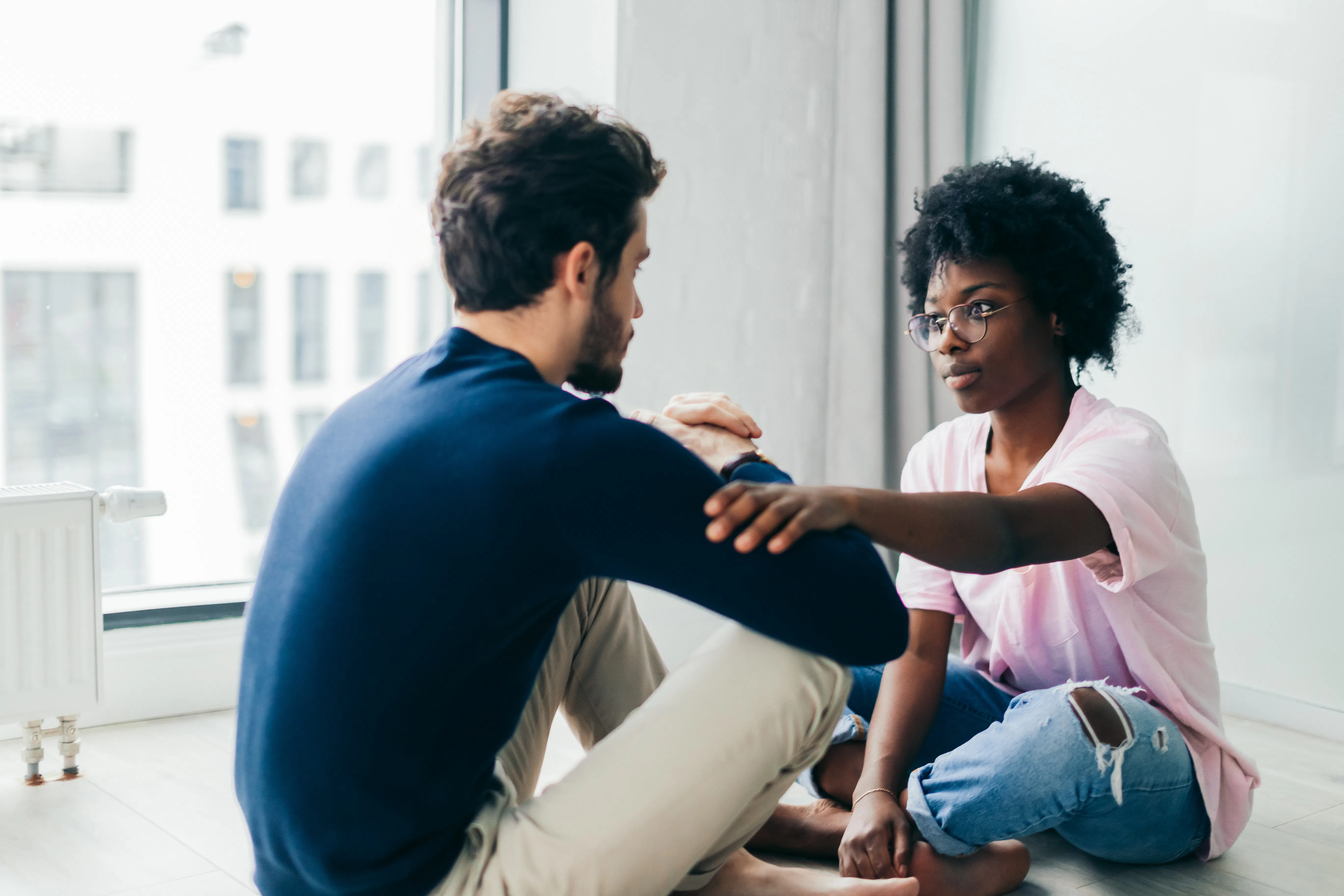 5 Dating Behaviors That Mean A Fling Is This Person's Top Priority