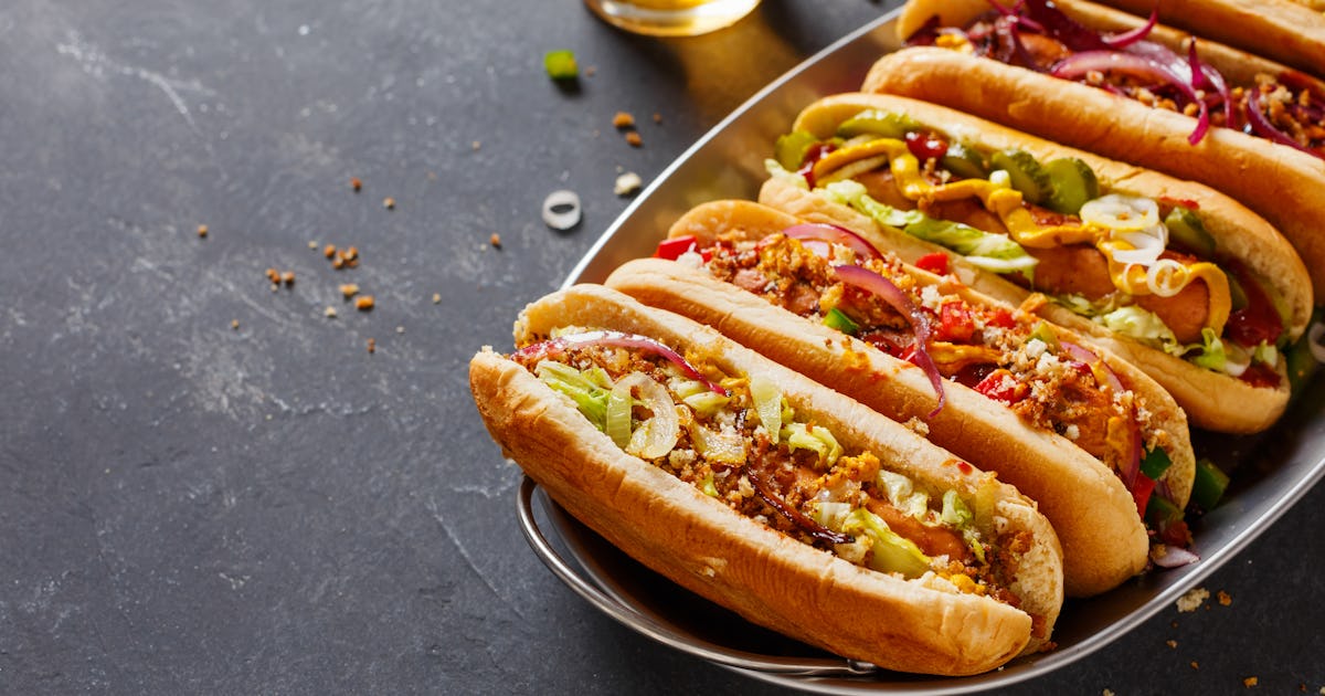 21 Hot Dog Toppings That Are So Crazy You Just Have To Try Them For 21-hot-dog-toppings-that-are-so-crazy-you-just-have-to-try-them-for