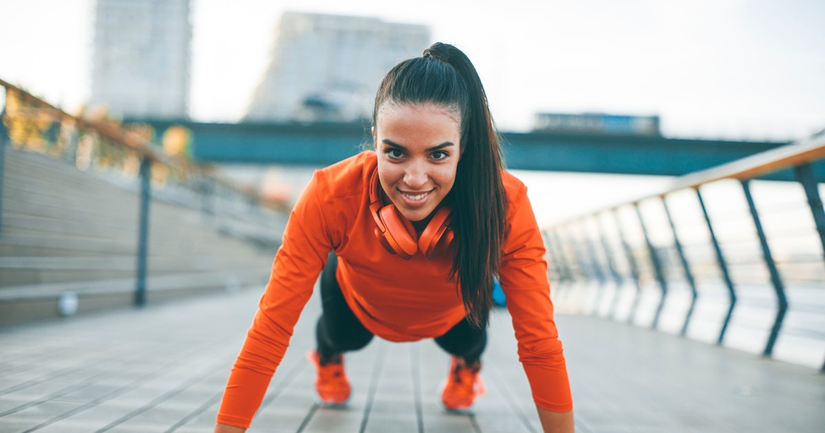 How To Get Smell Out Of Gym Clothes With 8 Tips That Take Way Less