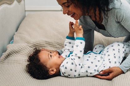 Babies recognize mom's scent and sound earlier than you think, experts say.