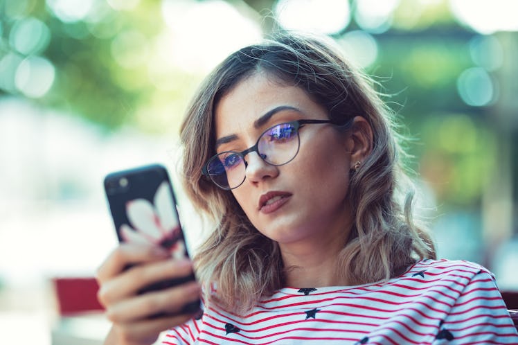 Wondering what not to put on your dating app profile? Avoid rants, complaints, and negativity.