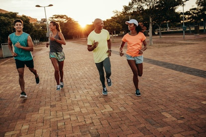 Join a running group to quickly plan a clean running route