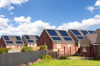 English houses with solar panels 