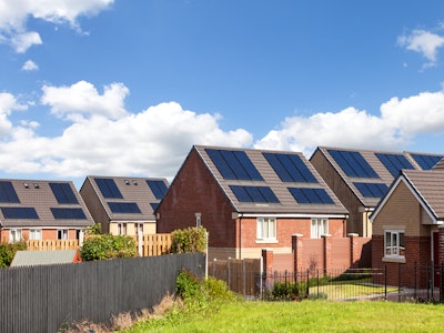 English houses with solar panels 