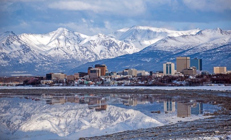 Dollar Flight Club's Jan. 31 Deals To Alaska can save you over half-off the standard price.
