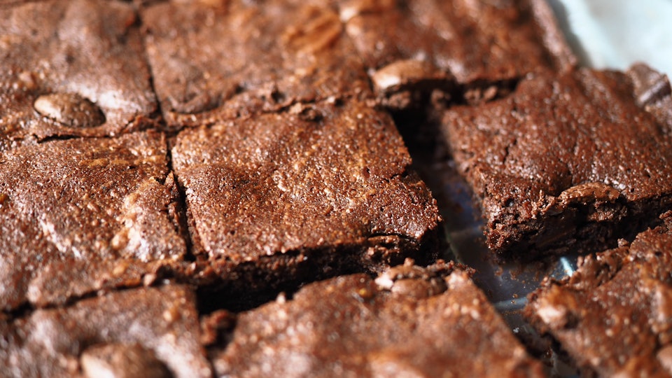8 Sheet Pan Brownie Recipes That'll Make Your Kids Love To Bake