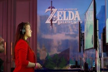 A gamer  playing Zelda during the presentation of the new Nintendo switch