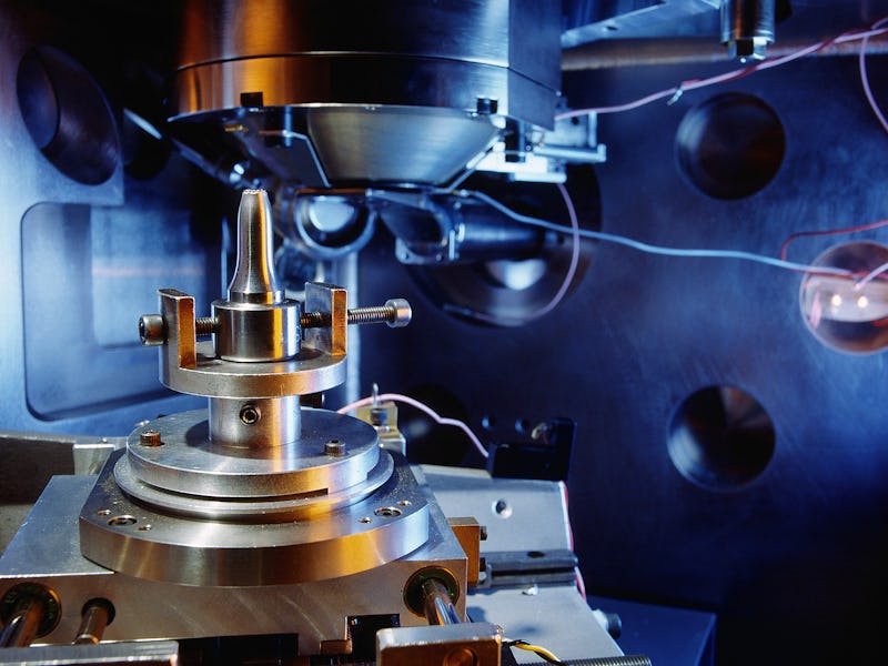 scanning electron microscope