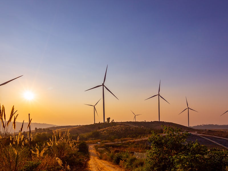 Electricity production with wind turbines Wind turbine pictures produce evening lights