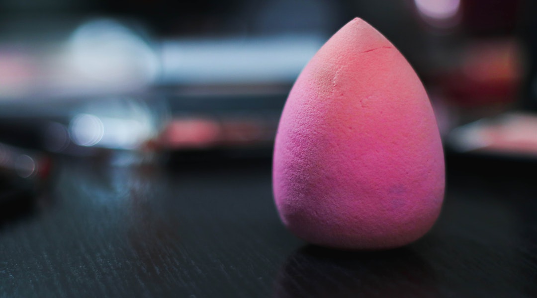13 Beautyblender Mistakes You Re Probably Making Every Day