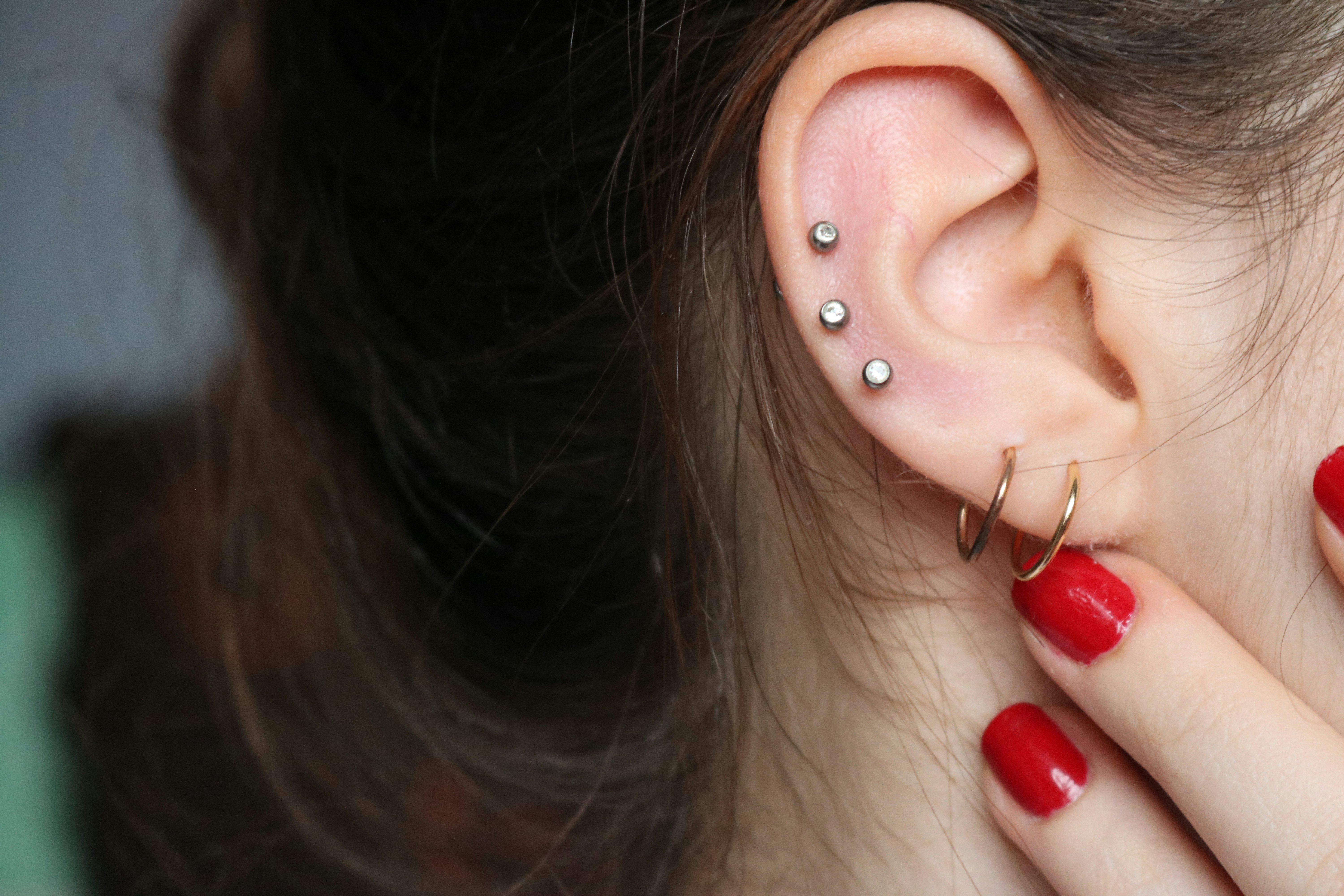 How To Pierce Your Ear At Home With A Needle