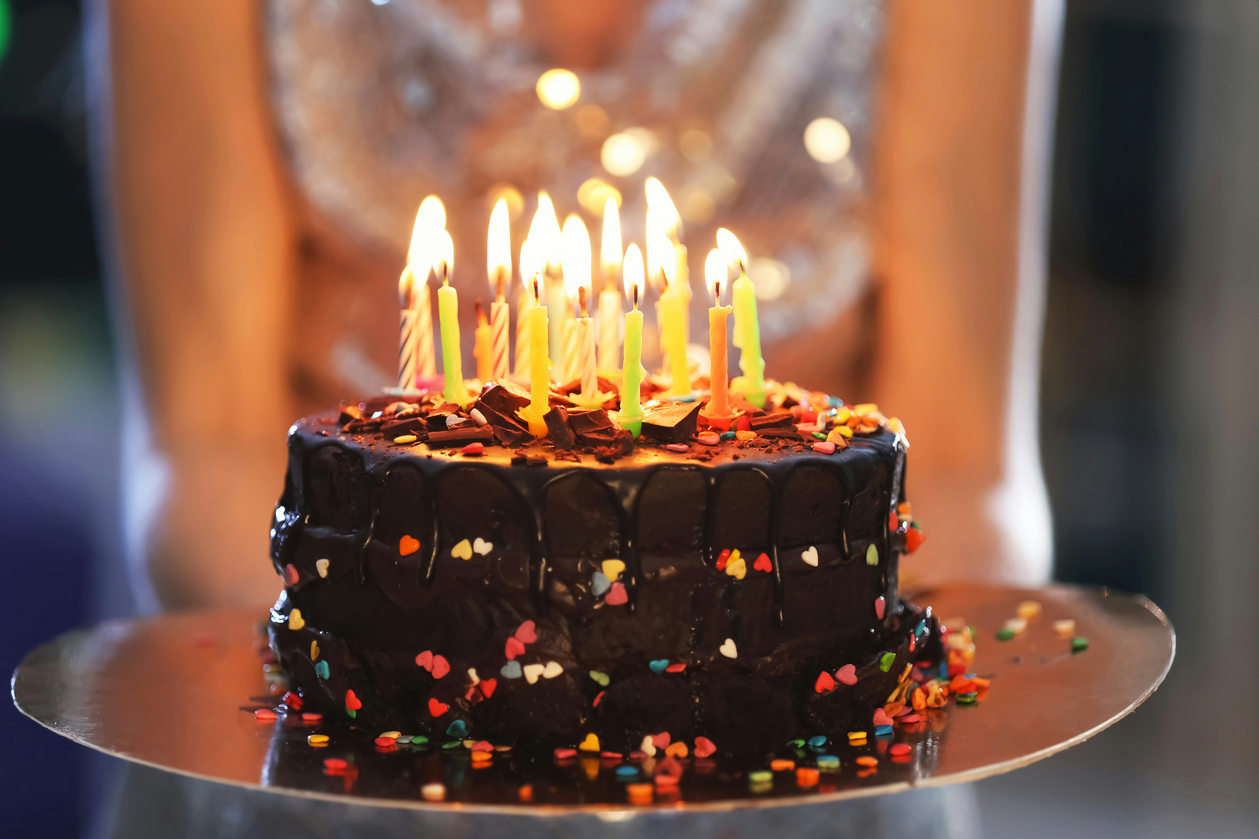 Happy Birthday\: Wissenschaft erklärt warumHappy Birthday\: Wissenschaft erklärt warum  