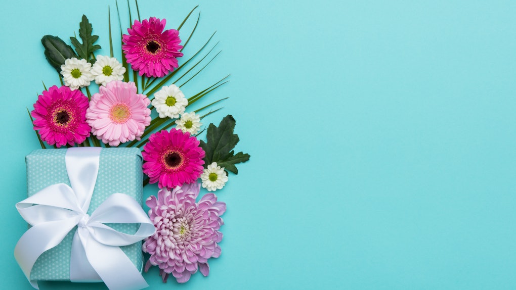 15 Mother’s Day Zoom Backgrounds To Kick Off The Celebrations