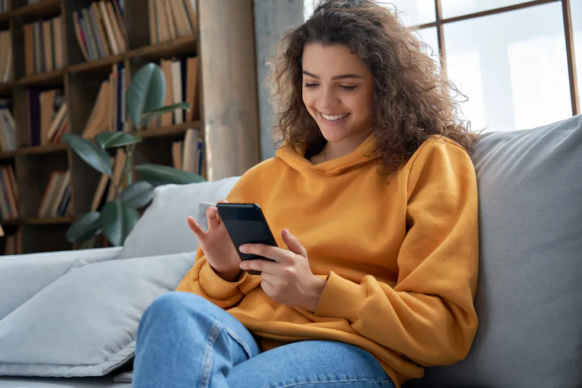 What To Say In An Opening Text, Because You're Better Than