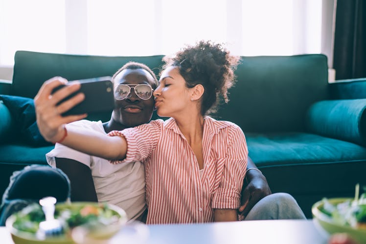 These Instagram photo ideas for at-home date nights are too cute.