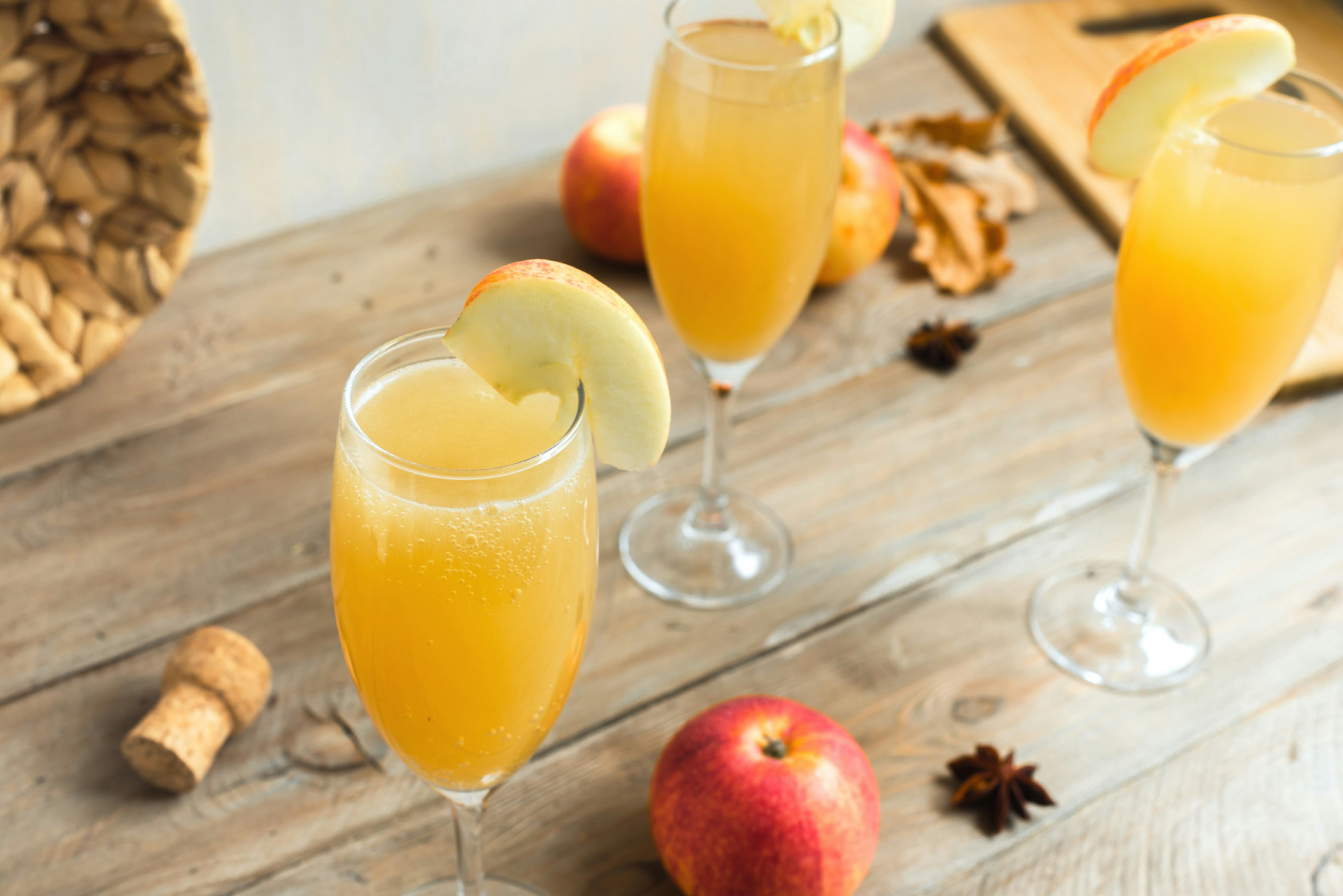 Which Alcohol Goes Best With Apple Cider? 10 Ways To Spike This