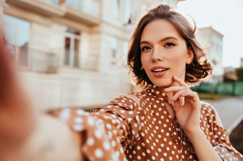 Dermatologists give five fall skin care tips for those with dry skin, oily skin, and every skin type...