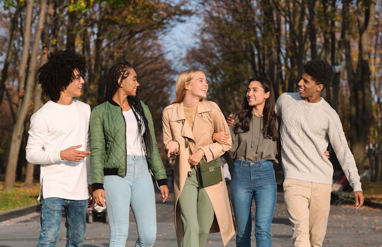 Friendsgiving tradition: go for a walk in the park