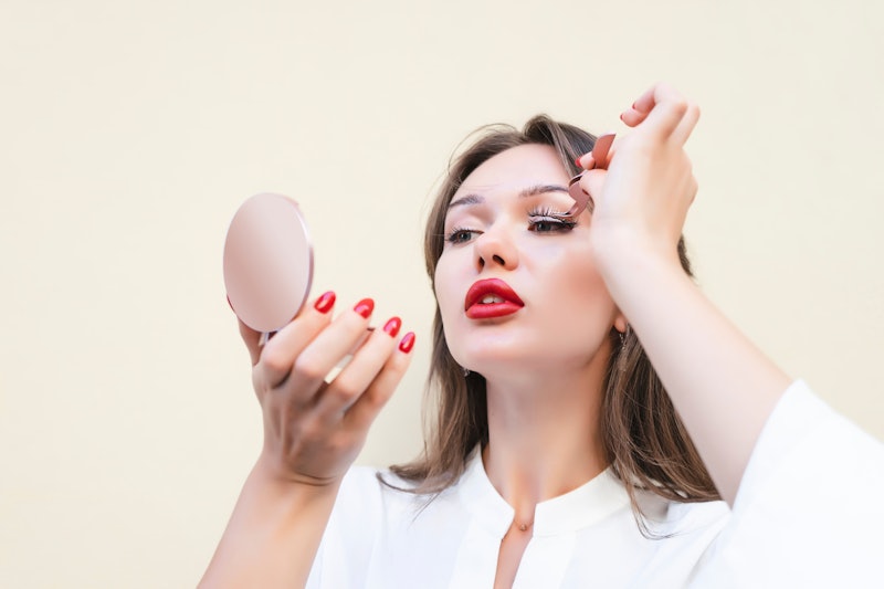 makeup artist Ash K Holm explains how to apply false eyelashes for beginners