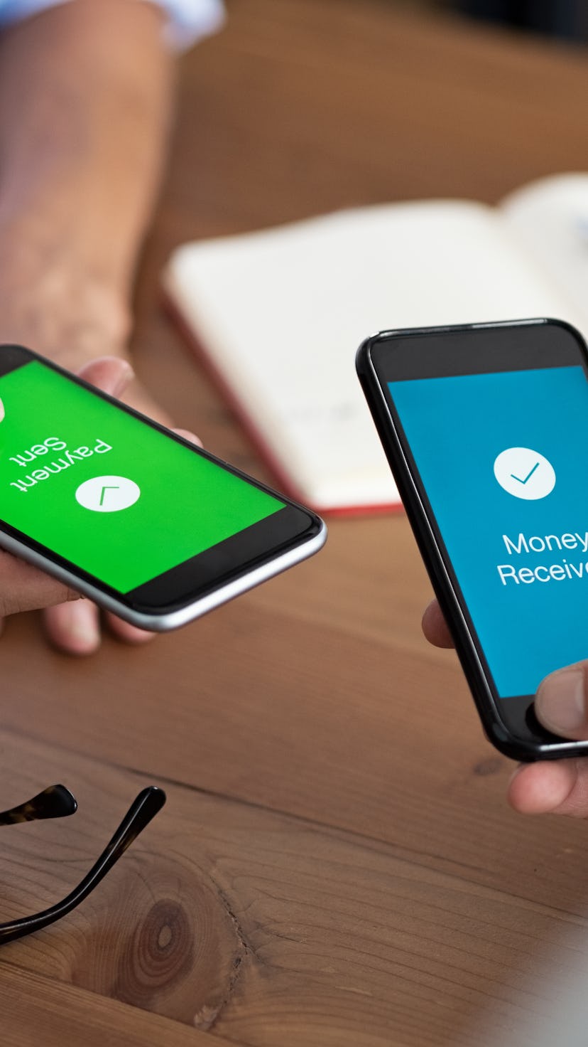 The Biggest Differences Between Zelle & Venmo