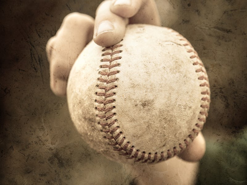 Curveball grip with vintage look