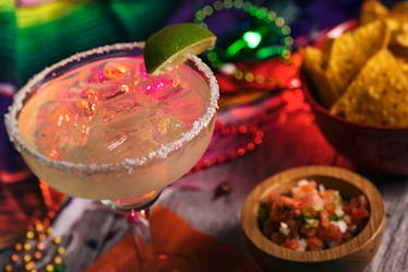 These seven Cinco De Mayo 2021 deals include discounted sips and tacos.