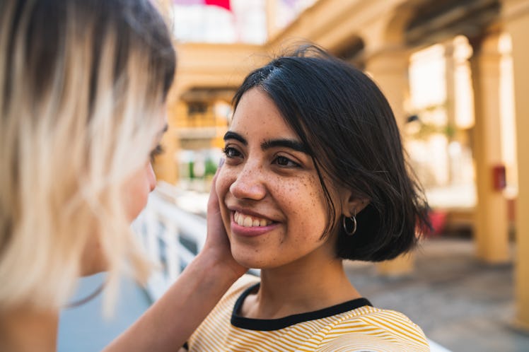 One sign of a second date is when the person talks about it directly on the first date. 