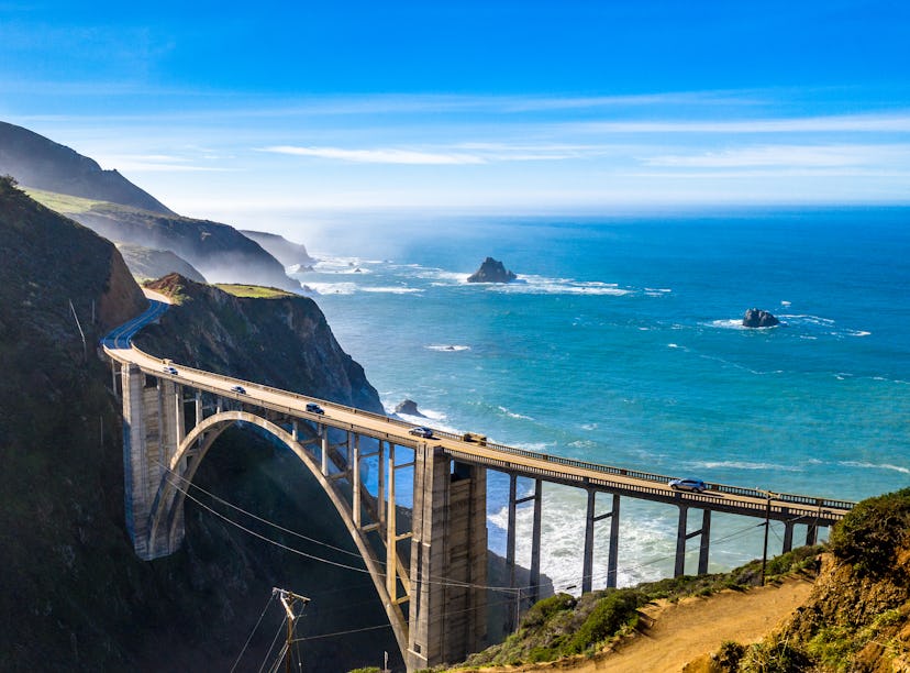 United's summer 2021 giveaway for vaccinated travelers includes free round-trip tickets.