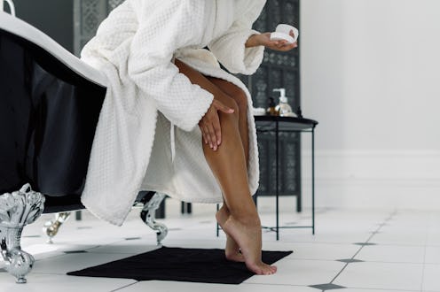 If you want to prevent razor burn, it's important to avoid these shaving mistakes.