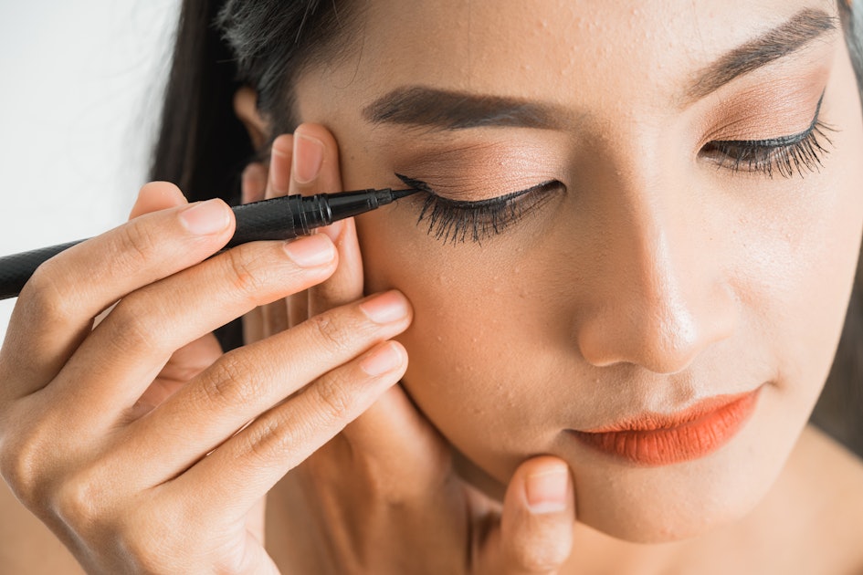 Should You Try TikTok's Eyeliner Tap Trick?