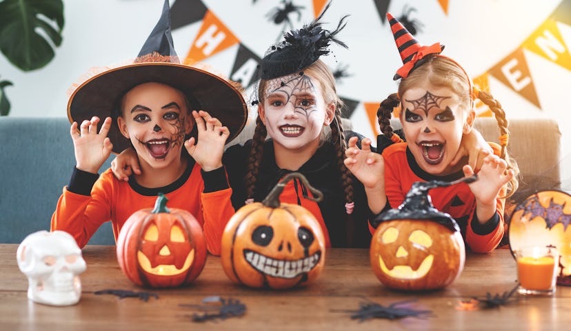 teach your children these Halloween riddles and puzzles