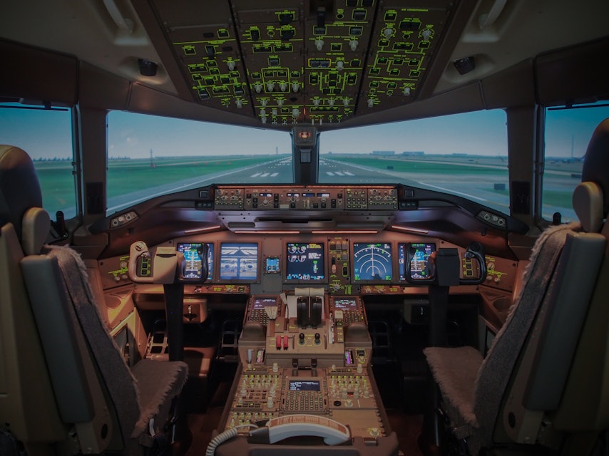 The best gear you need to build your own at-home flight simulator