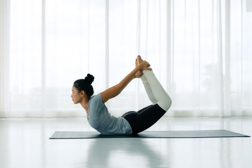 Bow pose increases blood flow to the internal organs.