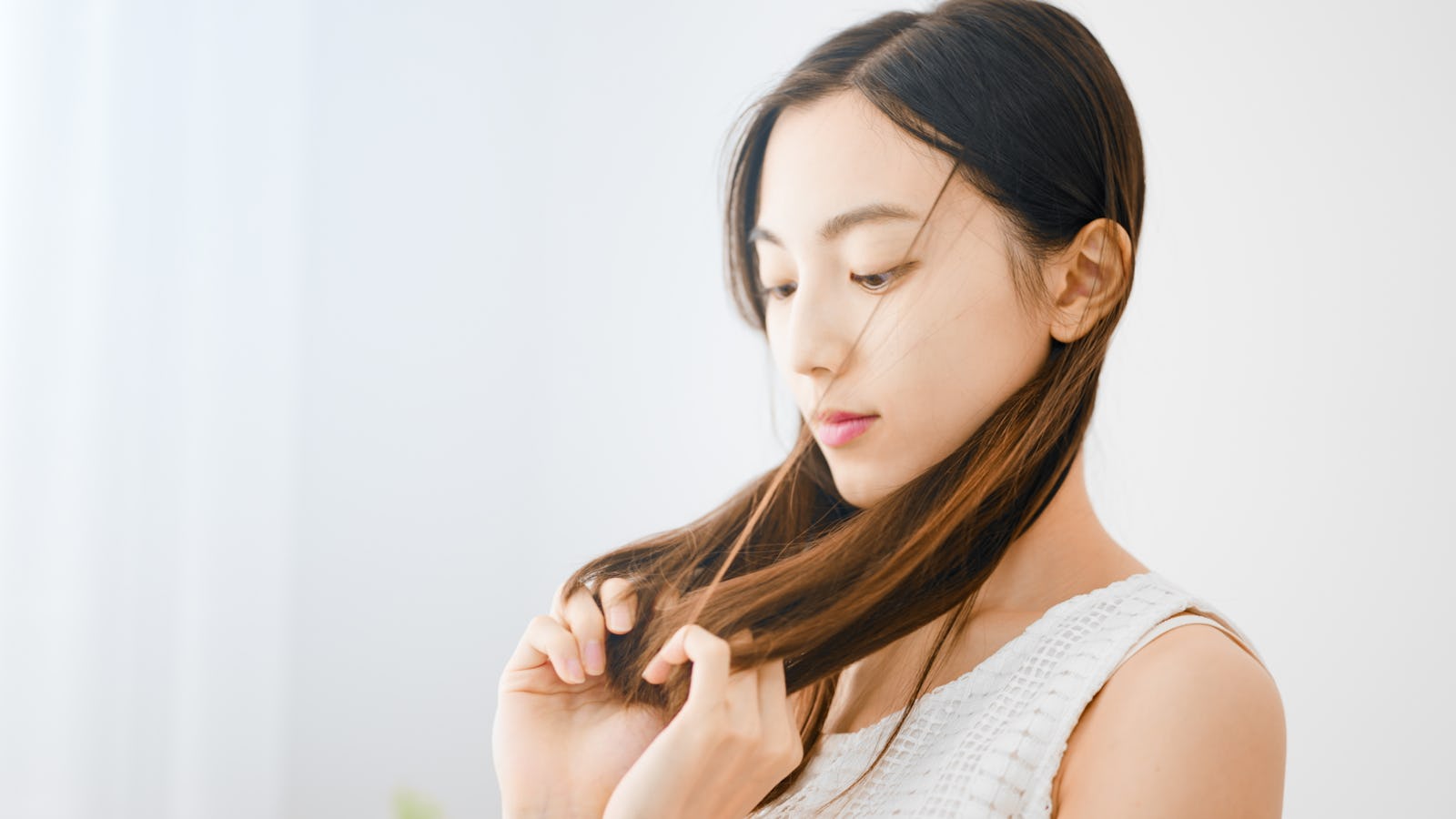 The 6 Best Non-Aerosol Dry Shampoos For The Ultimate Scalp Health