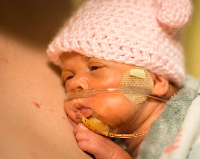 Preemie baby girl gets some skin to skin with her dad in the NICU, and these Instagram captions can ...