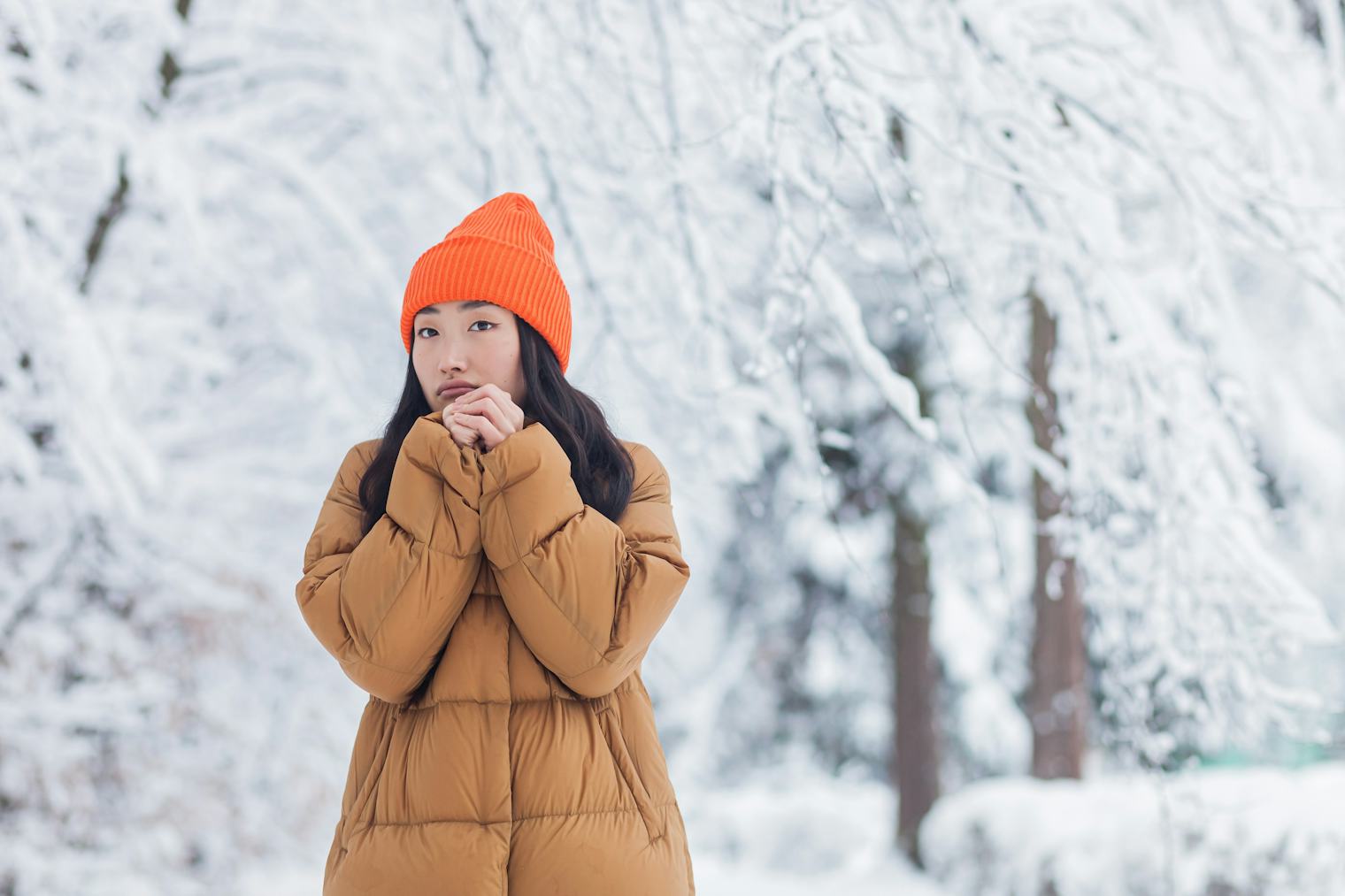 How To Stay Calm During The Holidays, According To Therapists