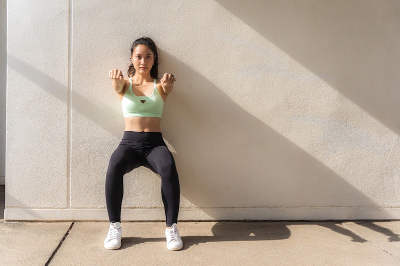How long should you hold a wall sit? Fitness pros weigh in.