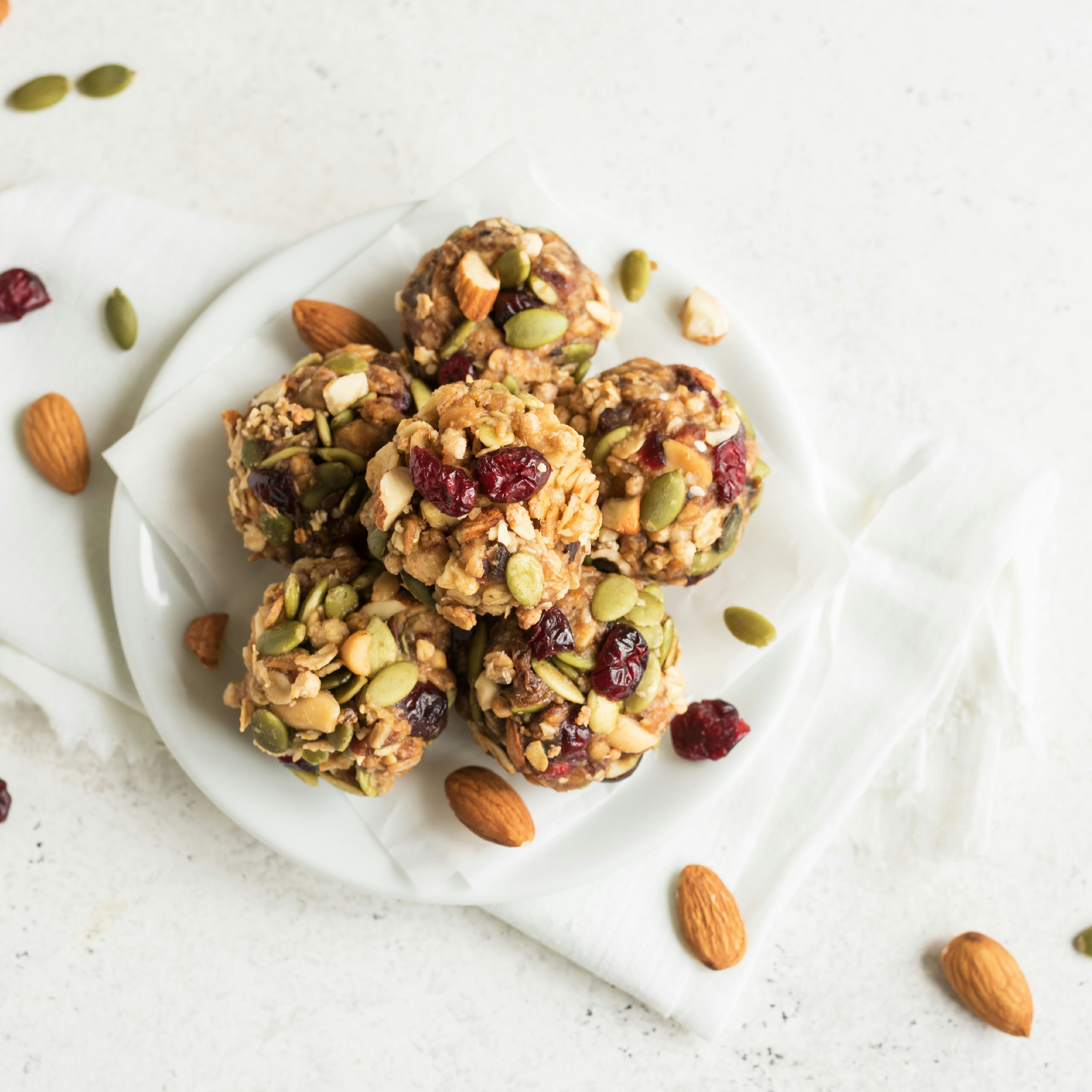 Energy granola bites 