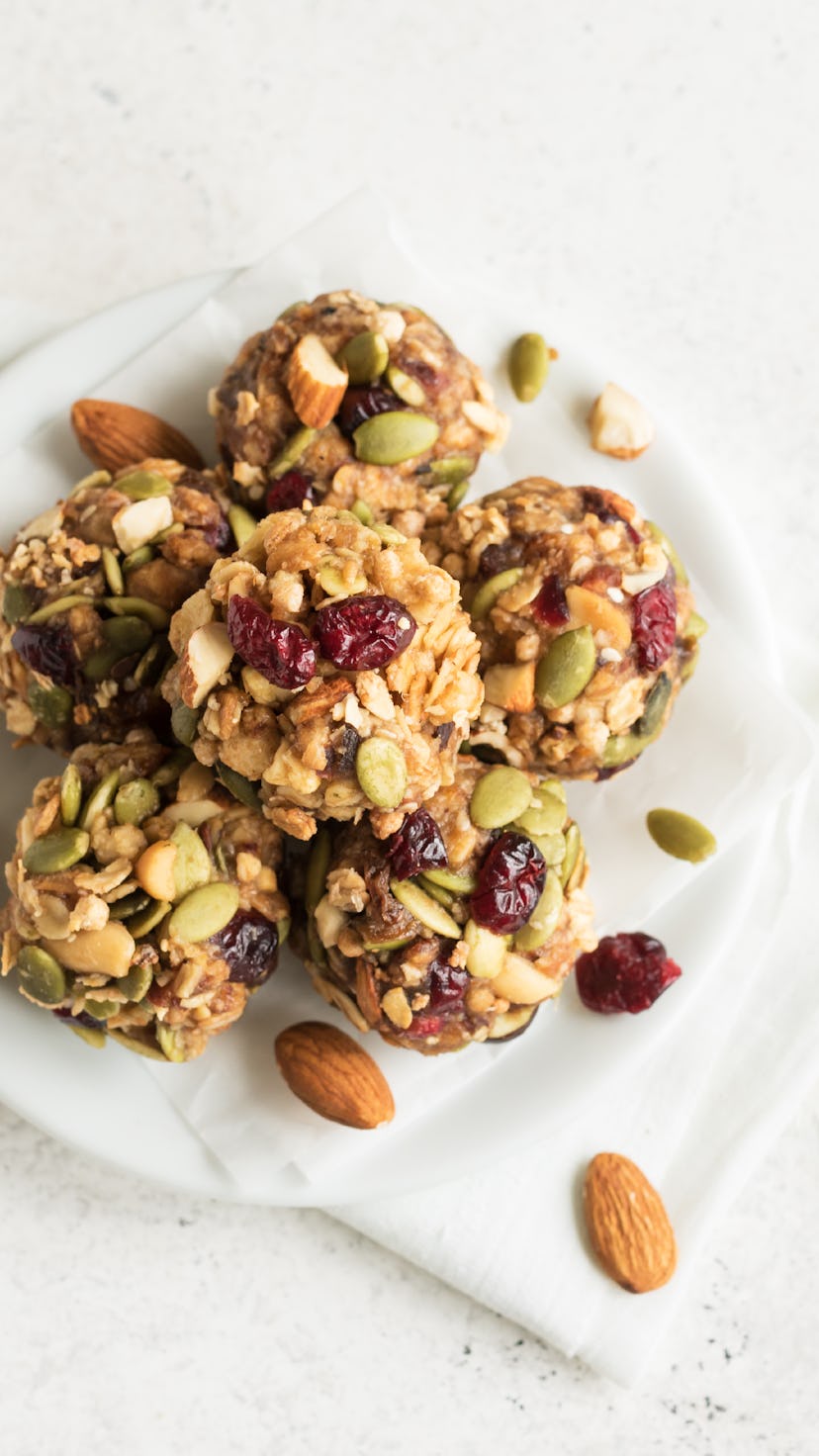Energy granola bites