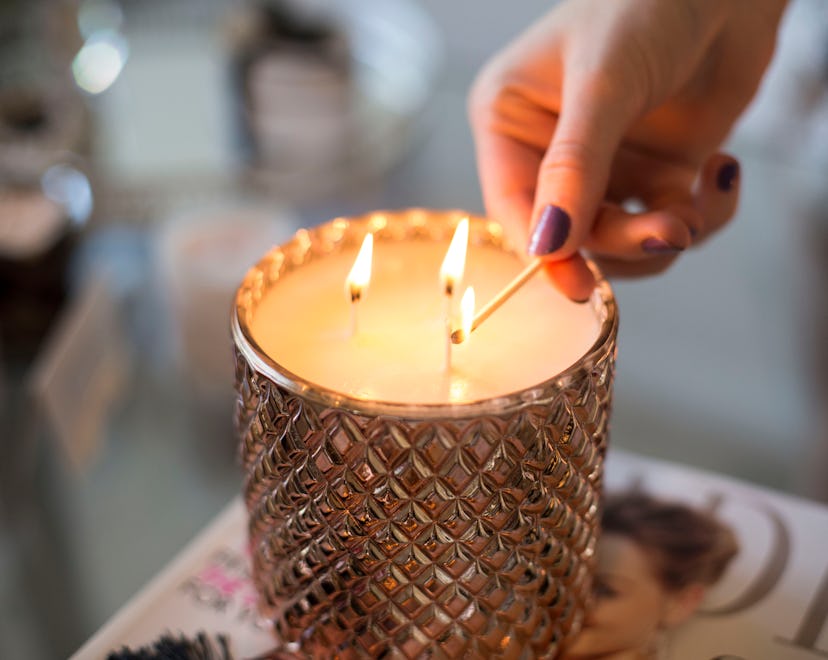 Here are the best-smelling candles for fall 2022 that fill your home with notes of spiced clove, cin...