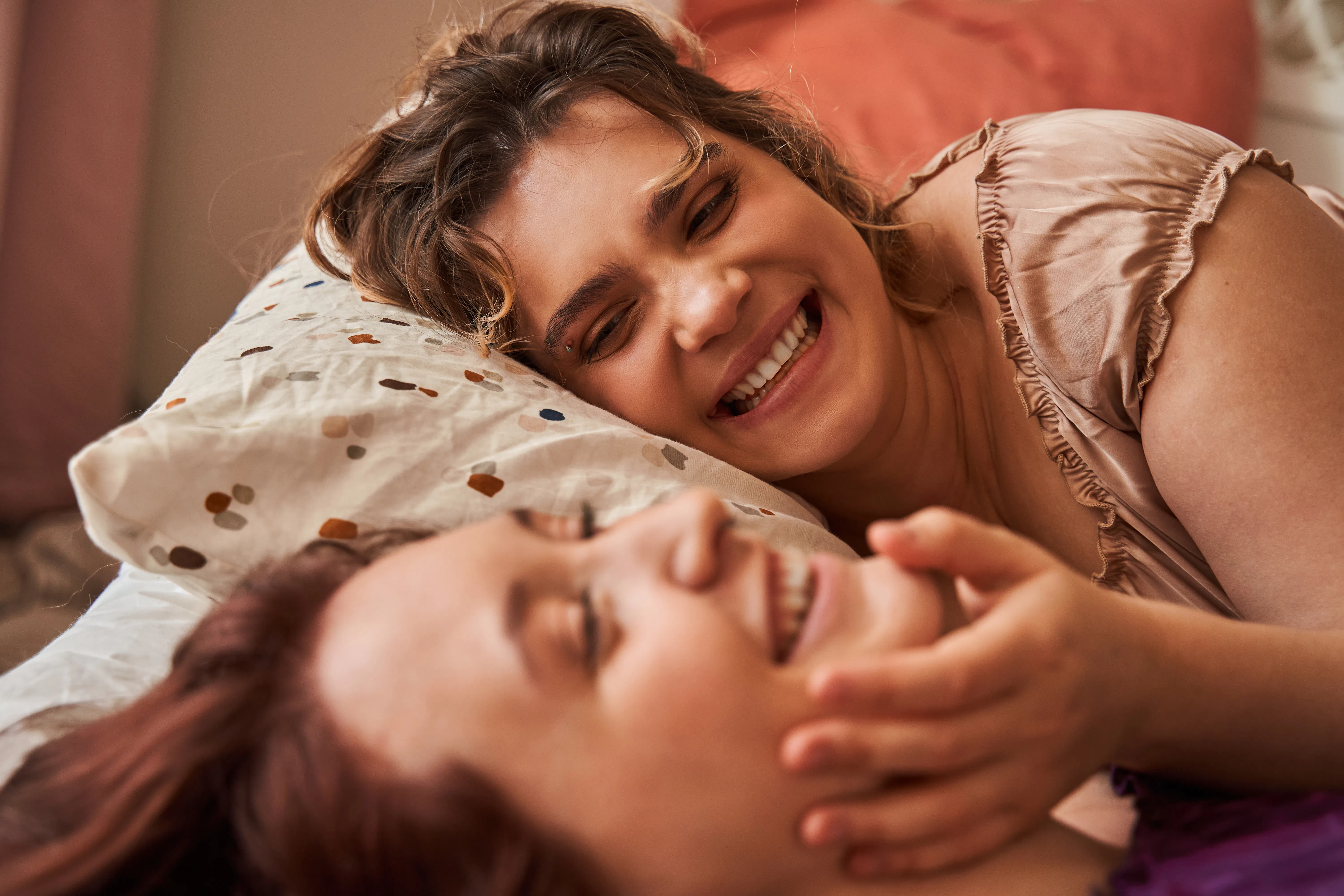 Choking During Sex Can Be Dangerous. Here's How To Do It Safely.