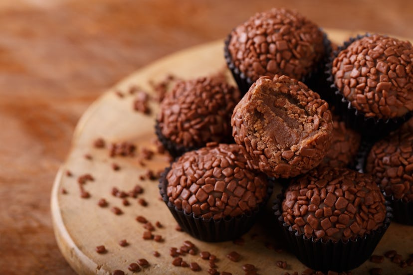 chocolate matzoh truffles